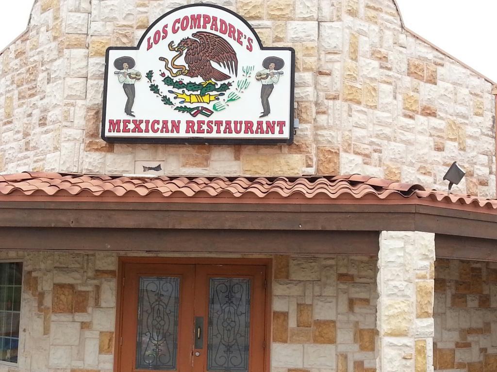 Los Compadre`s Mexican Restaurant